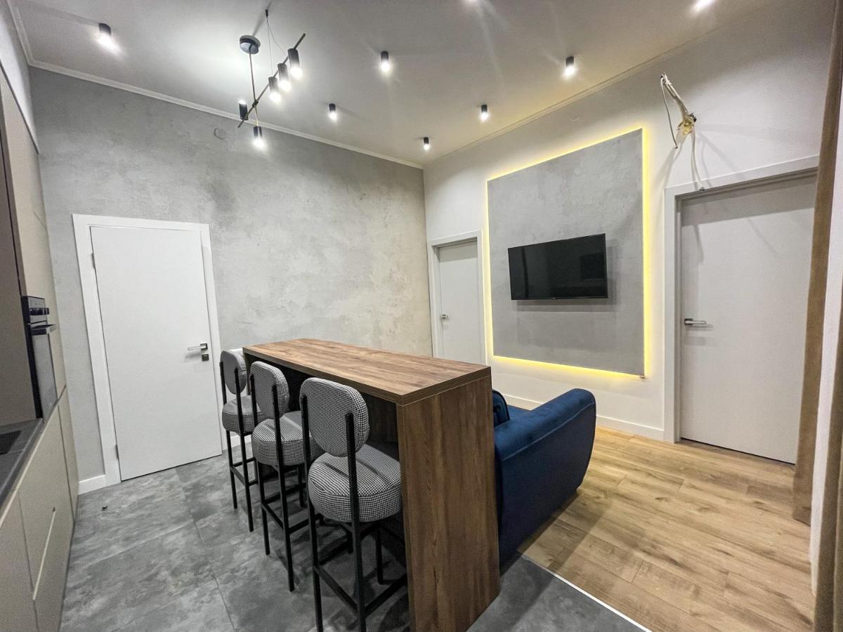 з двома спальнями! центр! Apartment